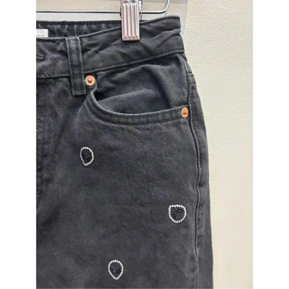 TopShop 26/30 Black alien sequined appliqué high rise cropped mom jeans